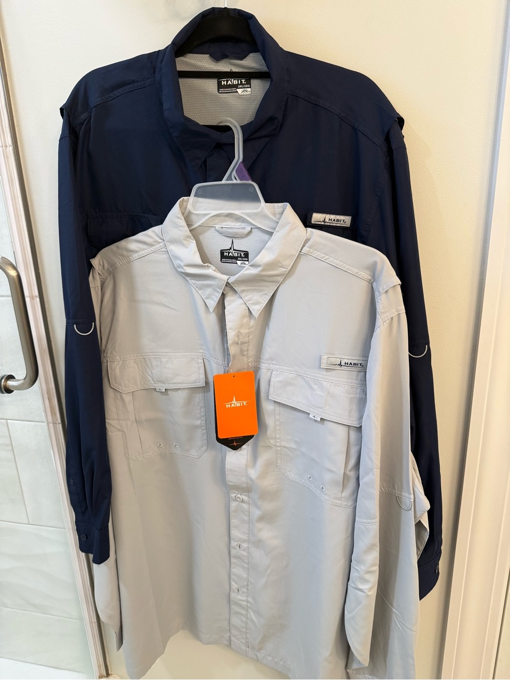 TWO Men’s Habitat Light Gray and Navy Performance Fishing Shirt XXL